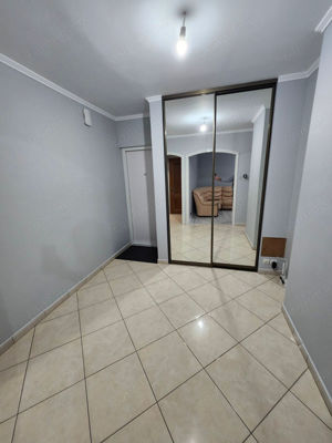 Ofer spre vanzare Apartament 3 camere decomandat Delfinului - imagine 4