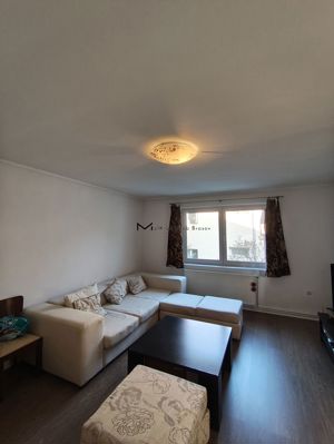 Apartament de Vânzare în Vilă - imagine 4