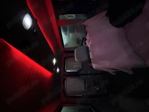 Vând dubă 8+1 vw crafter motor 2.5 automat  - imagine 1