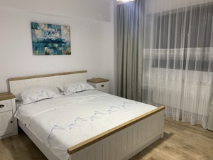 Vand apartament cu 3 camere.Ansamblul Romarta. - imagine 6