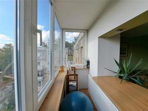 SPITALUL JUDETEAN - 3 cam - 2 bai - 2 balcoane - decomandat - centrala proprie - imagine 13