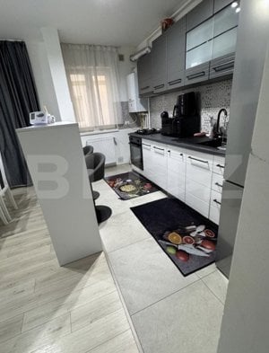 Apartament de vanzare, cu 2 camere, 58 mp, zona Tractoru - imagine 14