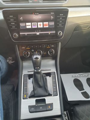 Skoda Superb 2.0 TDI Ambition DSG 2020 3xClimatronic LED Pilot Automat Jante Aliaj Scaune Încălzite! - imagine 12