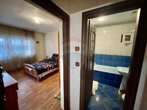 Apartament trei camere Zona Finante - imagine 9