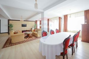 De vânzare Casă/Pensiune în zona Nufărul - Sânmartin - imagine 7