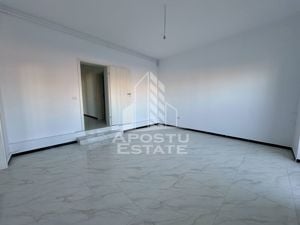 Apartament cu 3 camere, 2 bai si gradina, complet finalizat la asfalt. - imagine 2