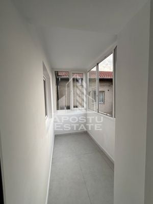 Apartament 2 camere, decomandat, renovat complet , zona Soarelui - imagine 8