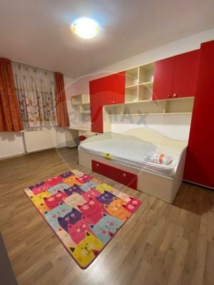 Apartament cu 4 camere de închiriat - 80 mp utili, Tractorul - imagine 8