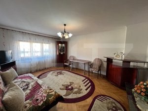 Apartament cu 4 camere, Cartierul Carpați 2, Strada Cibinului   - imagine 2