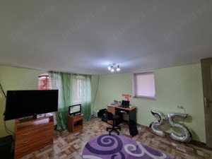 Vând casă cu gradina, 3 camere, baie, bucătărie, terasă. VINGA - ARAD - imagine 5