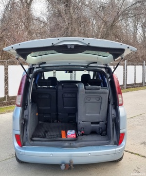 Renaultul Espace 2.0dCi Navigatie Dubluclimatronic PilotAutomat SenzoriParcare  - imagine 4