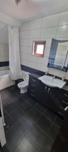 Inchiriez apartament in casa, etaj 1, Agigea centru - imagine 2