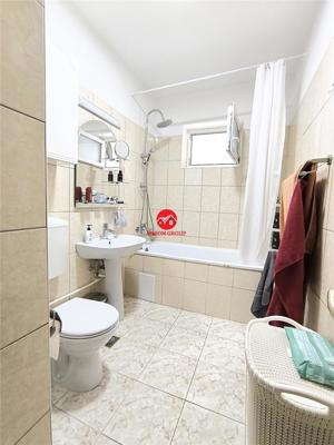 Apartament 2 Camere Decomandat, Etaj Intermediar, Confort 0, Ovidiu - imagine 11