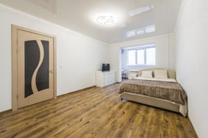 Se inchiriaza apartament in zona Soarelui