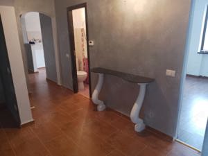 apartament 4 camere Calea Romanului et.2 Renovat 2 balcoane - imagine 9