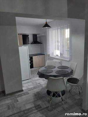 Ofer spre inchiriere garsoniera in zona Rahova - imagine 3