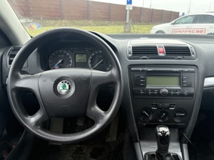 Skoda Octavia 2 1.9 TDI BKC - imagine 8