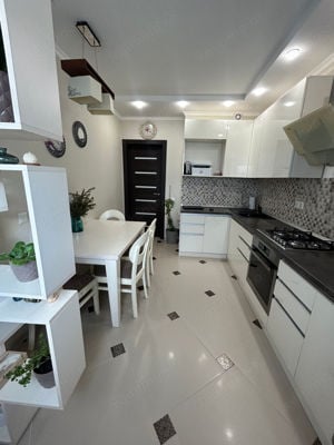 Oportunitate , apartament cu 2 camere de vanzare in zona UMT - imagine 3