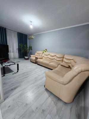 3 camere in zona Titan - imagine 5