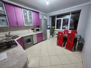 3 camere in zona Titan - imagine 4