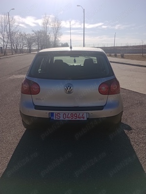Vând Golf V 2 0 dizel an 2009 - imagine 6