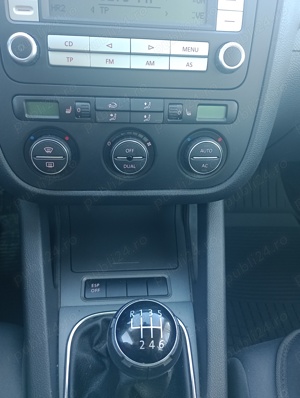 Vând Golf V 2 0 dizel an 2009 - imagine 3