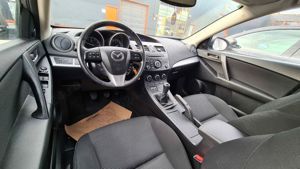 Vând autoturism Mazda 3 Hatchback, an fabricație 2011, adusa din Germania.al doilea proprietar din 2 - imagine 5 Vând autoturism Mazda 3 Hatchback, an fabricație 2011, adusa din Germania.al doilea proprietar din 2 - imagine 5