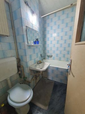 Proprietar inchiriez ap. cu 3 camere b-dul Dambovita - imagine 4