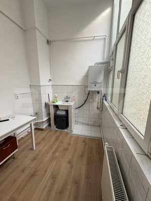  Închiriere apartament cu 1 cameră, 40 mp, zona Strada Eroilor - imagine 4