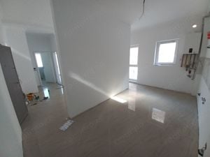 Apartament 2 camere. Et. 1. Bucatarie Inchisa. Bloc nou. - imagine 4