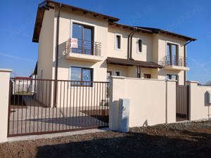 Duplex 4 camere in Salacaz