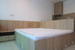 Încălzire în pardoseală, baia are fereastra. Loc parcare privat - imagine 5