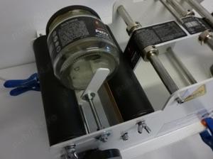 Sistem de etichetare  etichetare recipiente cilindrice - imagine 2