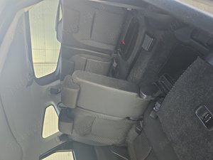 Nissan Qashqai 4x4 - imagine 10