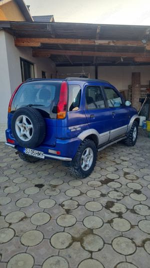 Vând Daihatsu 4 *4  - imagine 3