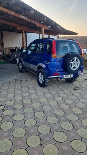 Vând Daihatsu 4 *4  - imagine 2