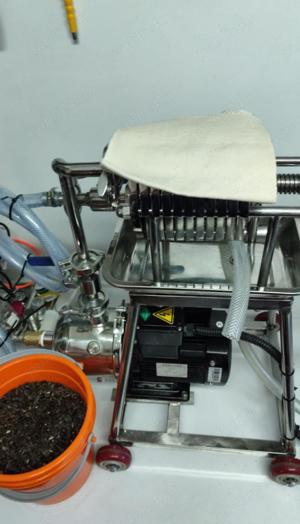 Presa ulei la rece + panza pentru filtrare