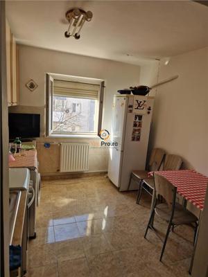 Apartament spatios cu 2 camere zona Girocului - imagine 2