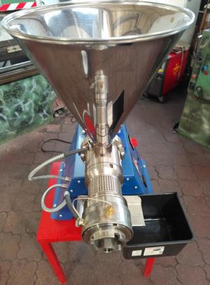 Presa ulei industriala 220V, 2.2kW