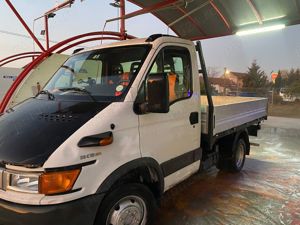 Camioneta iveco daily