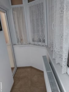 Apartament o camera de închiriat - imagine 4