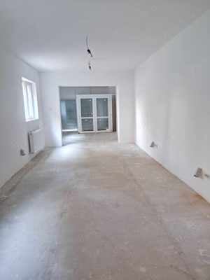 13 Septembrie-spatiul comercial stradal sau de birouri-renovat total-centrala termica B