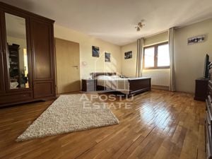 Casă Individuală cu 9 camere, zona Mehala. - imagine 20