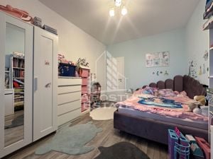 Apartament cu 2 camere, dressing și terasă de 16mp inchisa, în Giroc. - imagine 9