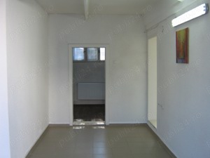 DE VÂNZARE  imobil, spatiu comercial, de 228 mp în Miercurea Ciuc,str. Salcîm  nr.6. - imagine 4