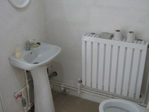 DE VÂNZARE  imobil, spatiu comercial, de 228 mp în Miercurea Ciuc,str. Salcîm  nr.6. - imagine 7