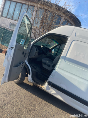 Vand Renault Master 2.5 diesel - imagine 4