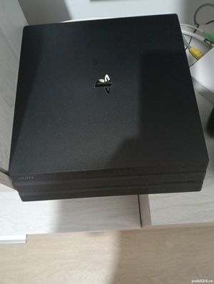 vând joc PS 4 pro 
