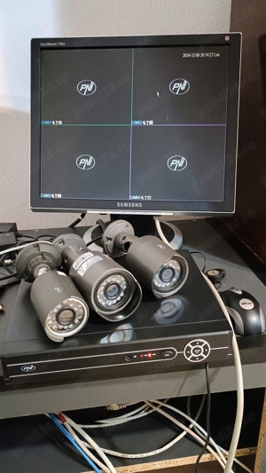 Vând camere color PNI și DVR noi