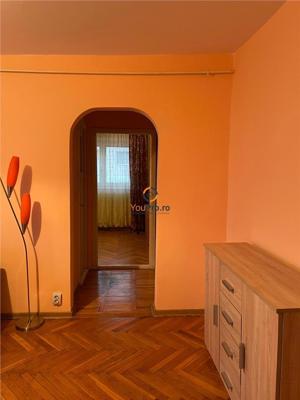 Apartament 2 camere semidecomandat zona Dambovita - imagine 18